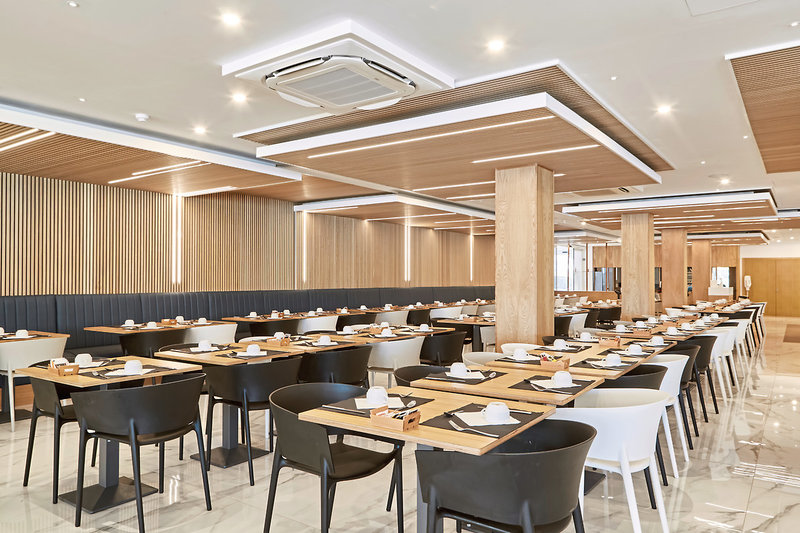 Invisa Hotel Club Cala Verde 40