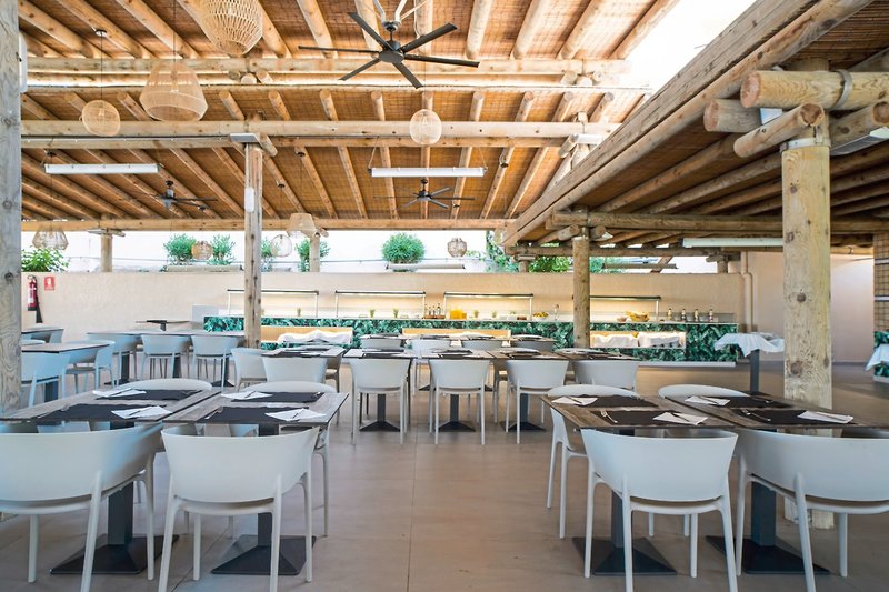 Invisa Hotel Club Cala Verde 43