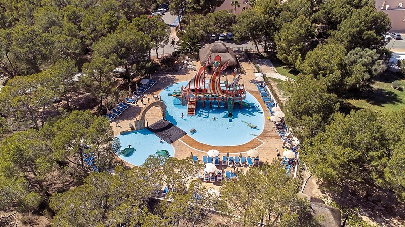 Invisa Hotel Club Cala Verde 10