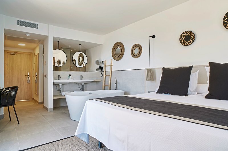 Invisa Hotel Club Cala Verde 29
