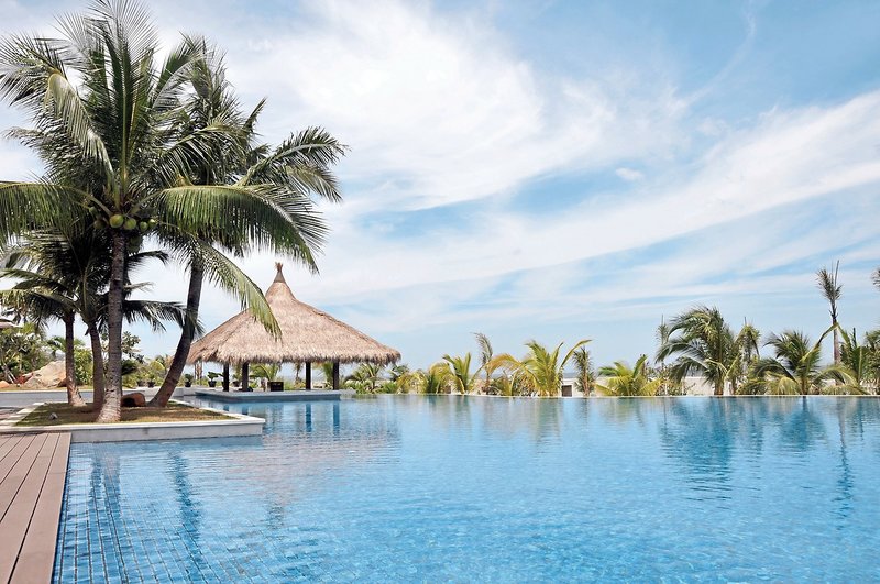 The Cliff Resort & Residences 6