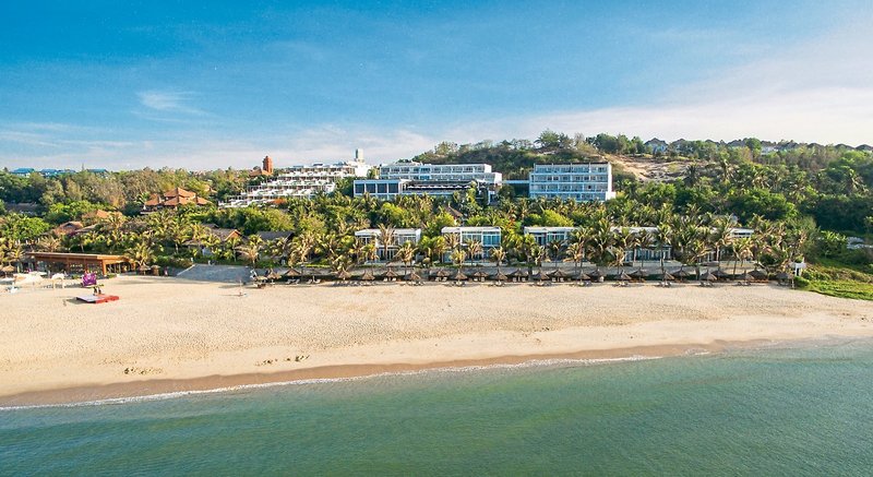 The Cliff Resort & Residences 10