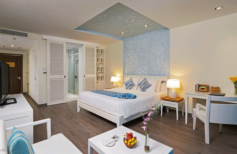 The Cliff Resort & Residences 15