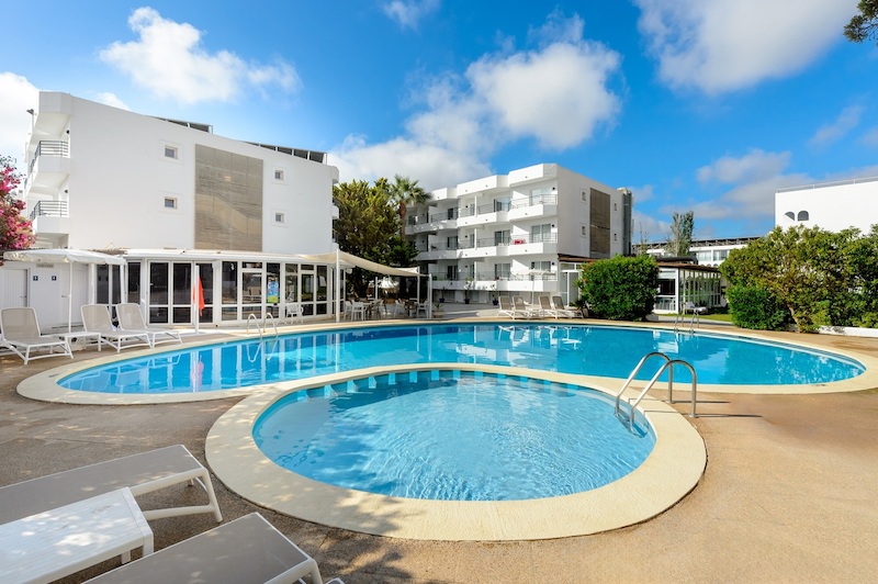Hotel Vibra Isola 13
