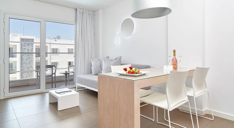 Ibiza Sun Apartments 4