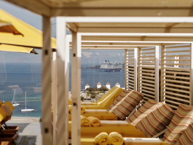 Myconian Korali Relais & Chateaux 2