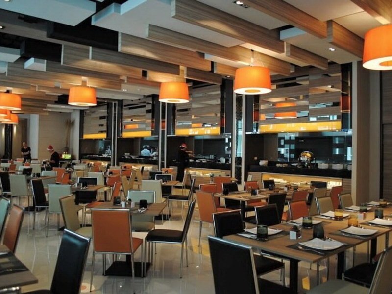 Mida Hotel Ngamwongwan 13