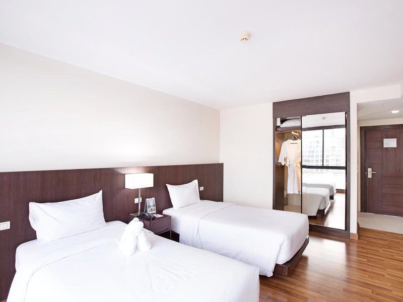 Mida Hotel Ngamwongwan 35