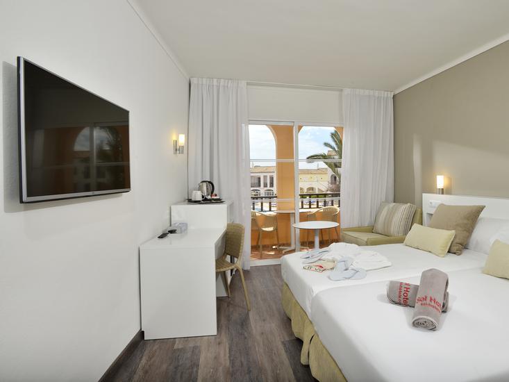 Sol Falcó Menorca 11