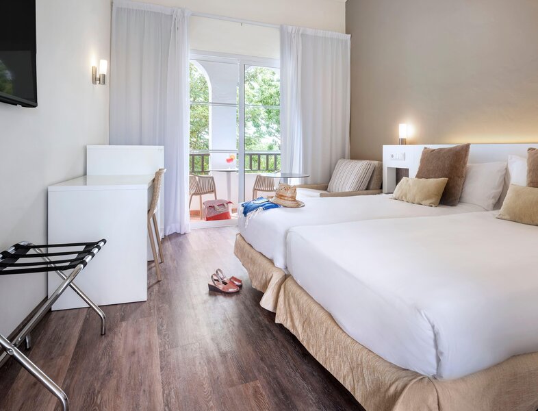 Sol Falcó Menorca 45