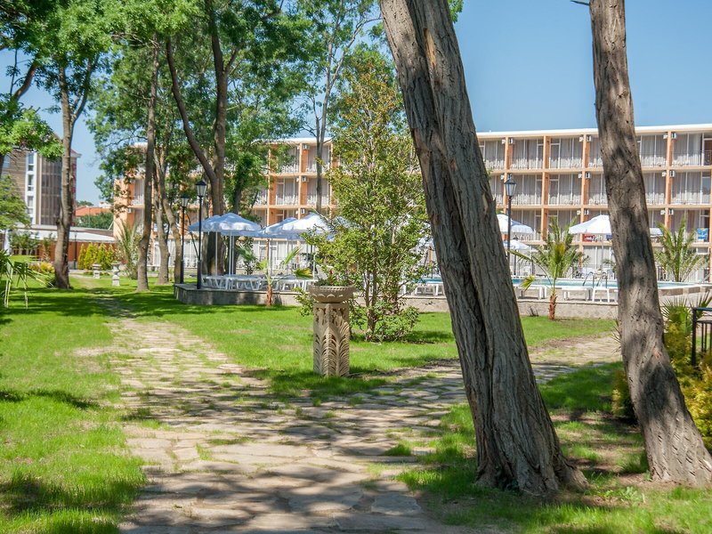 Riva Hotel 8