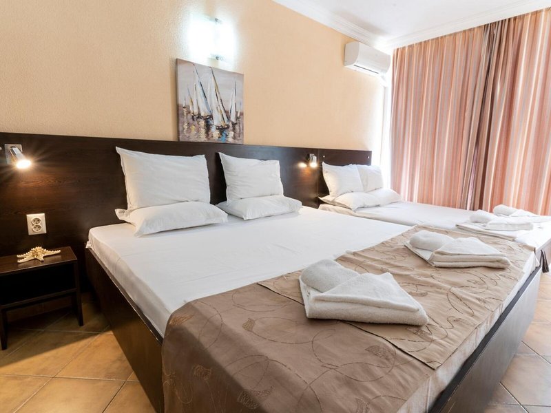 Riva Hotel 30