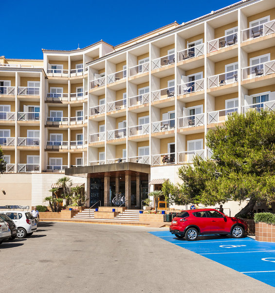 Globales Club Almirante Farragut 3