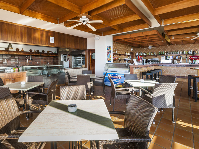 Globales Club Almirante Farragut 20