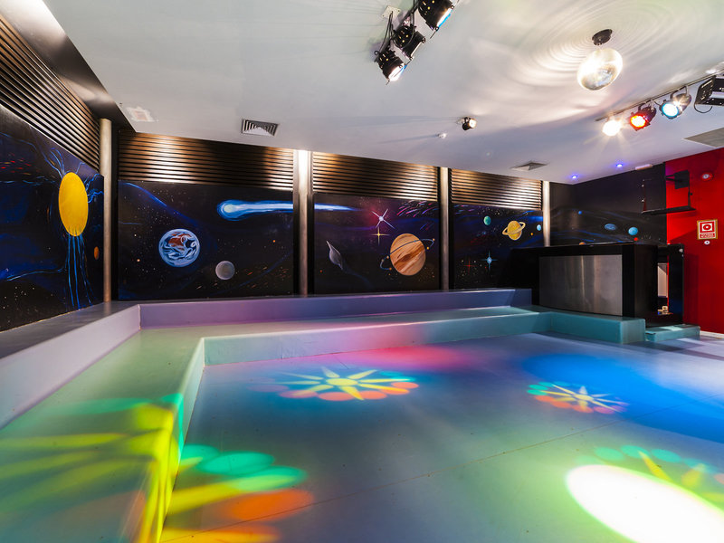 Globales Club Almirante Farragut 30