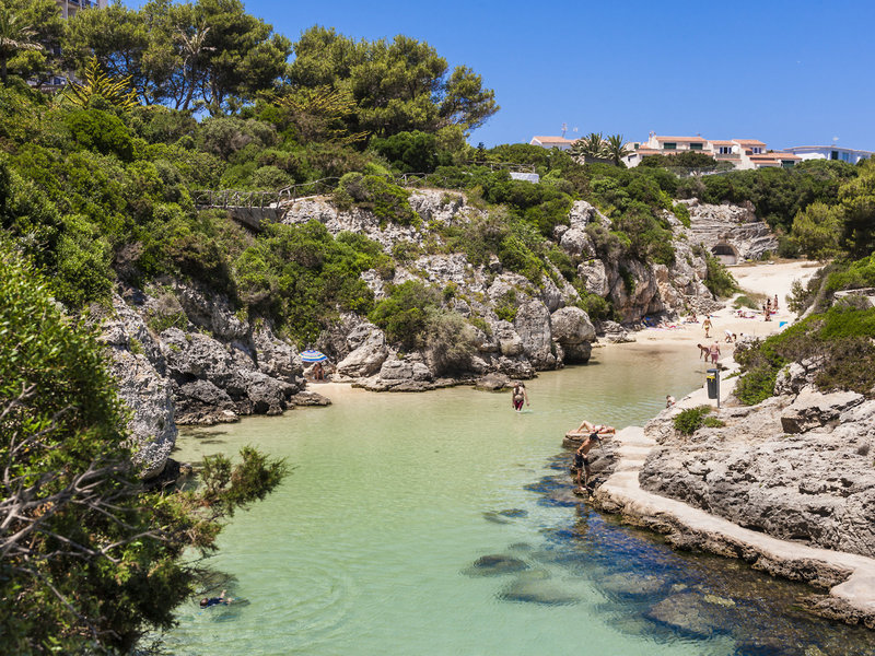 Globales Club Almirante Farragut 4