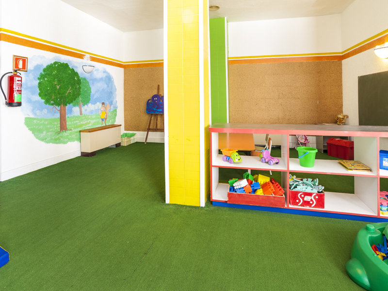 Globales Club Almirante Farragut 31