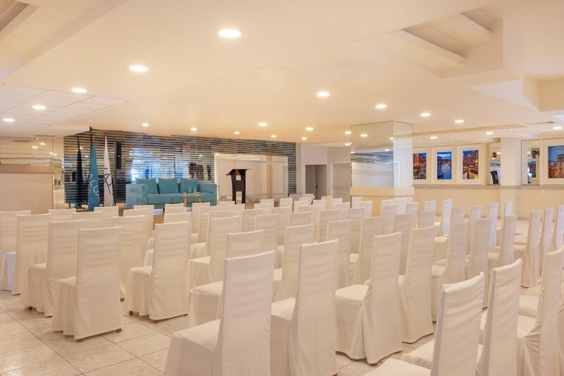 Alua Tenerife 18