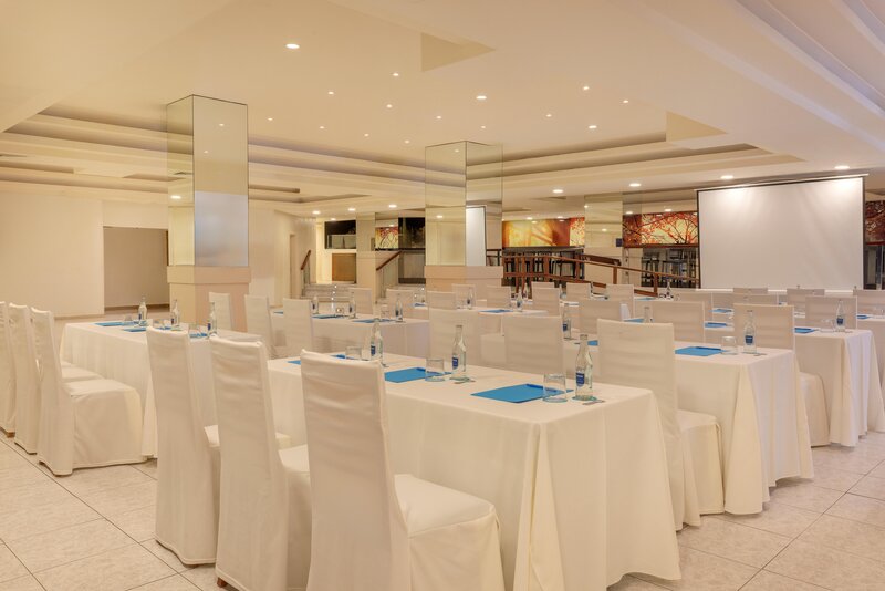 Alua Tenerife 45