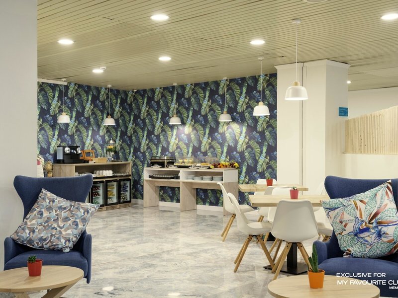 Alua Tenerife 21