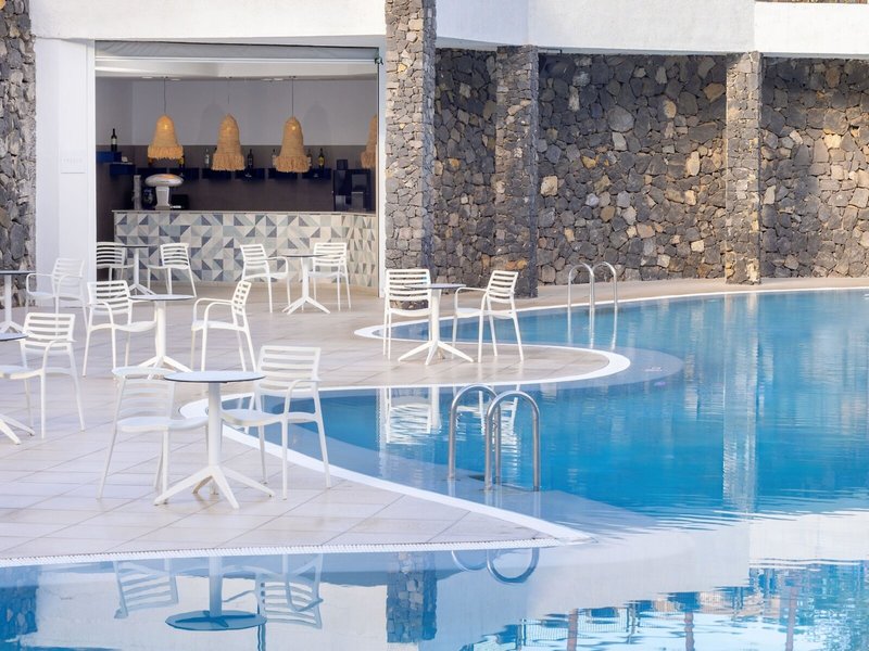 Alua Tenerife 35