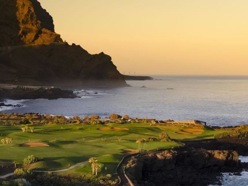 Alua Tenerife 44