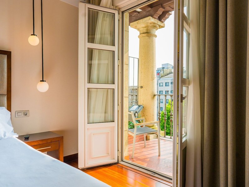 Hotel Compostela 26