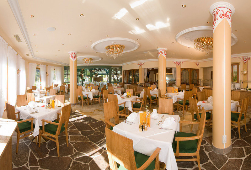 Sporthotel Strass 2