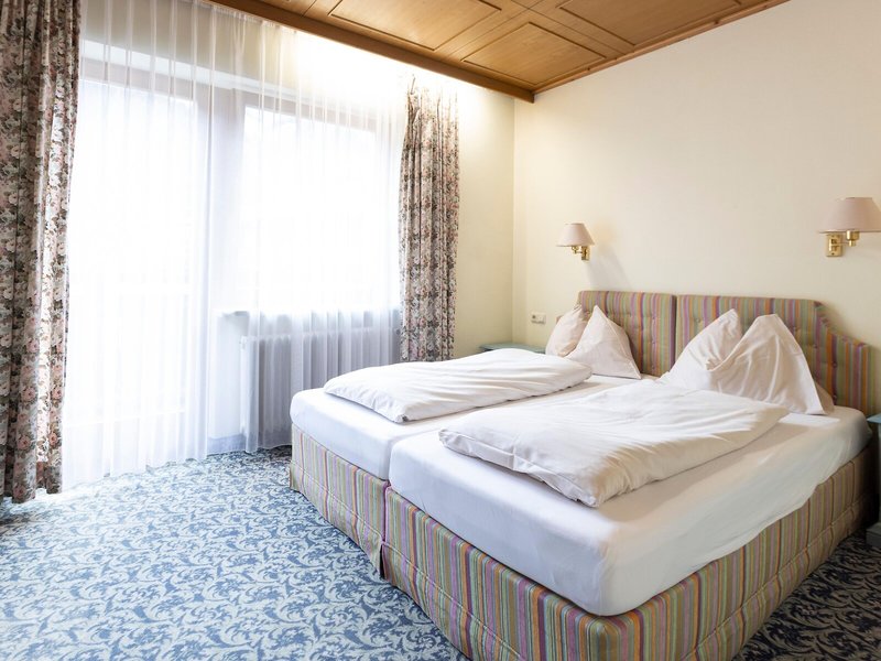 Hotel Garni Strass 11