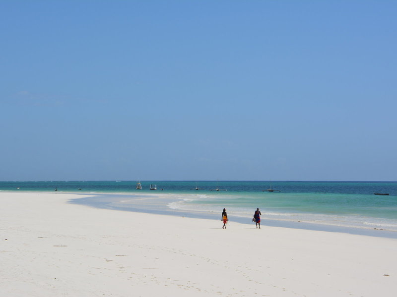 Neptune Village Beach Resort 5