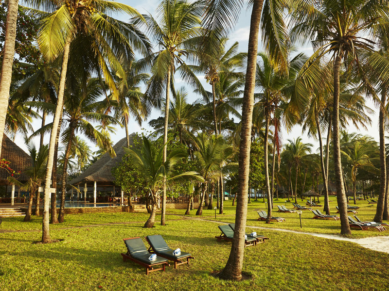 Neptune Village Beach Resort 10