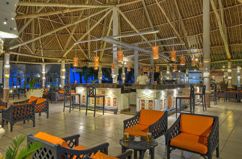 Neptune Village Beach Resort 4