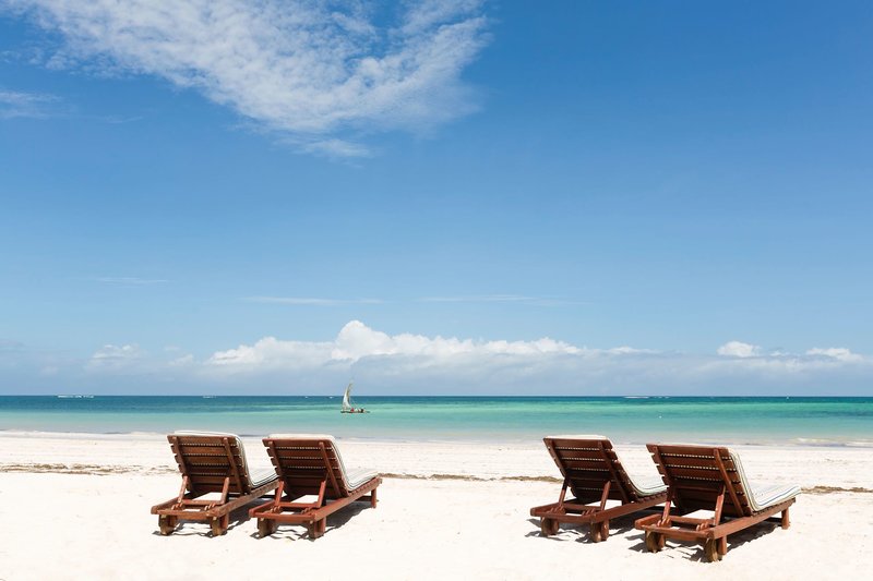 Neptune Village Beach Resort 8