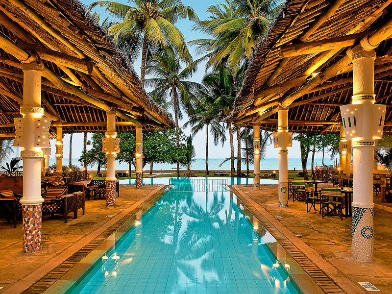 Neptune Village Beach Resort 5