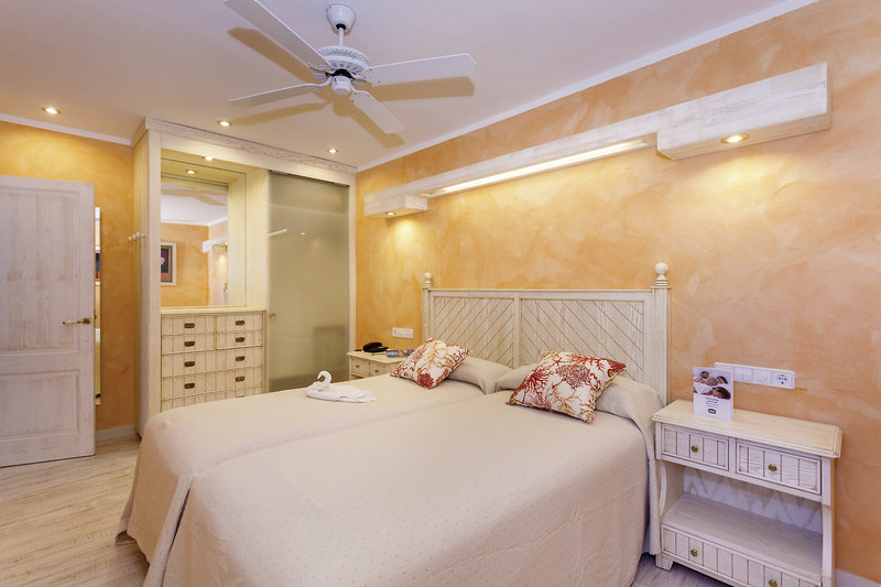 Royal Son Bou Family Club 10