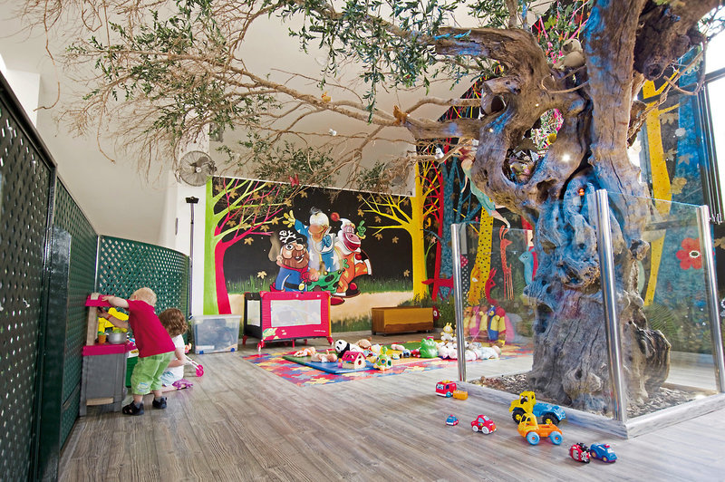 Royal Son Bou Family Club 15