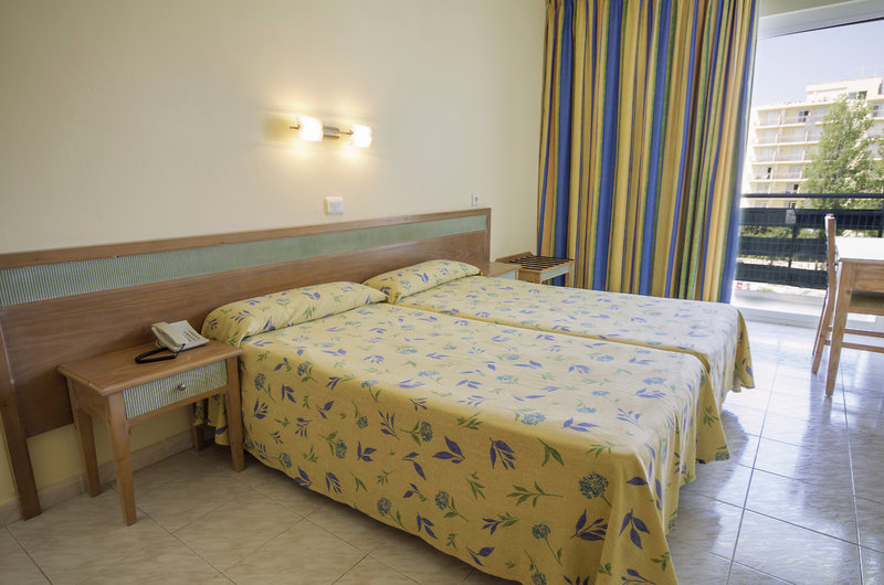 azuLine Hotel Pacific 6