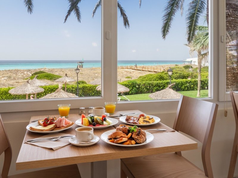 Sol Milanos & Pinguinos Club 15