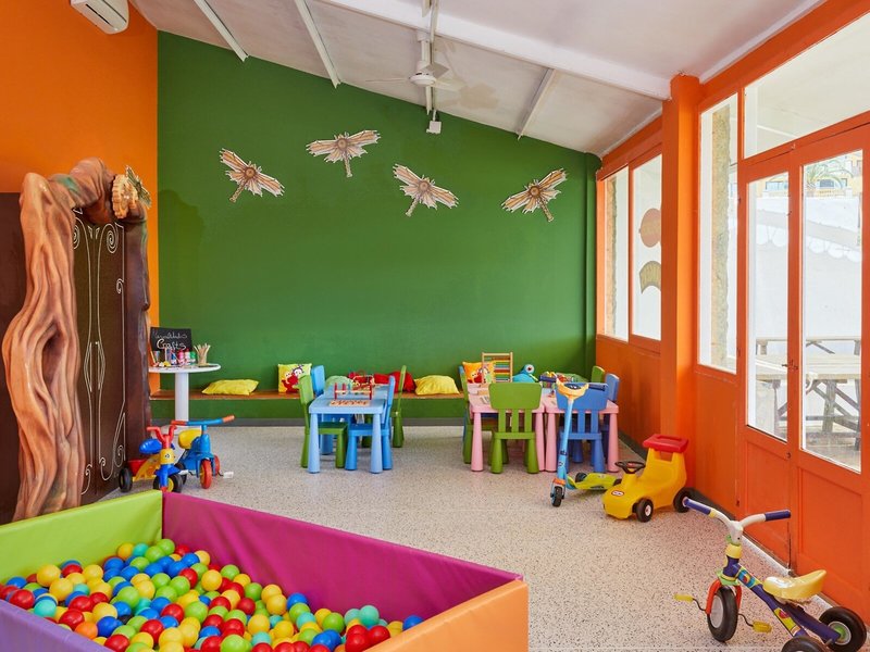 Sol Milanos & Pinguinos Club 23