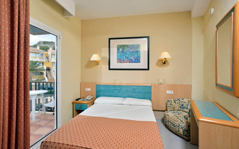 Sol Milanos & Pinguinos Club 11