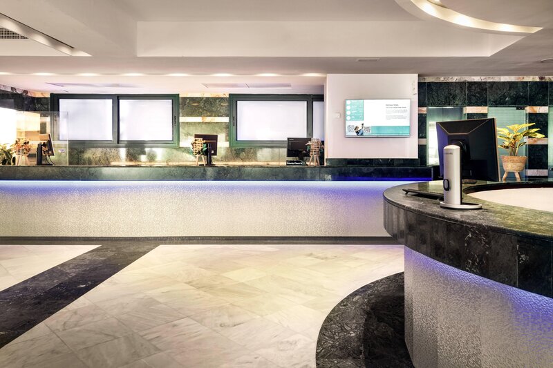 Sol Milanos & Pinguinos Club 15