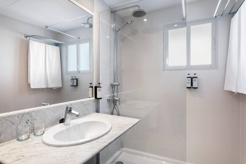 Sol Milanos & Pinguinos Club 47