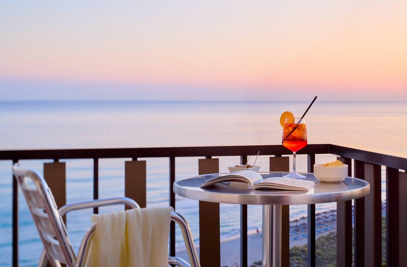 Sol Milanos & Pinguinos Club 56