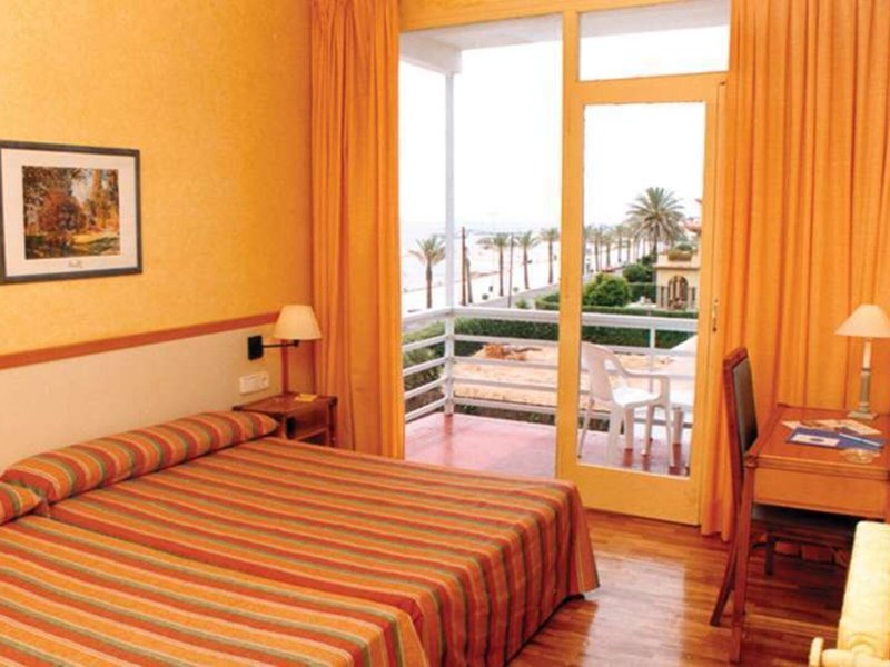 Hotel Subur Maritim 32