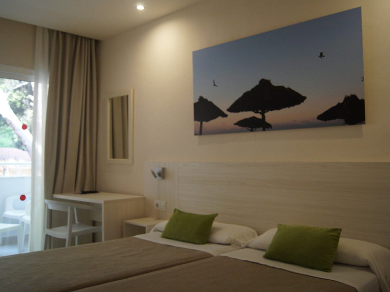 Hotel Xaloc Playa 9