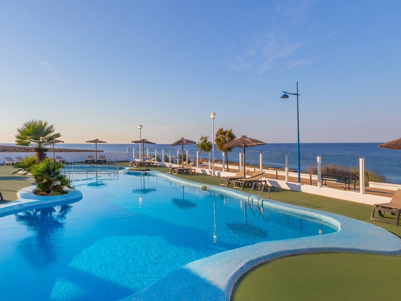 AluaSun Far Menorca 12