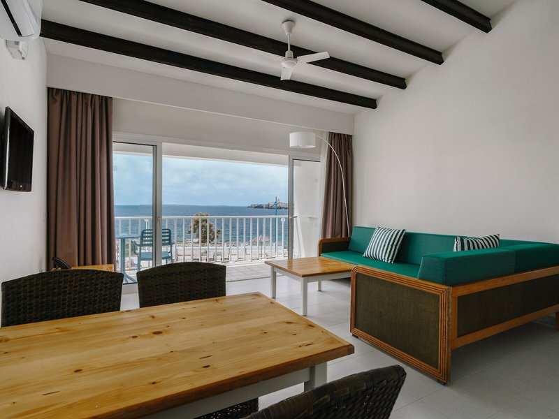 AluaSun Far Menorca 36