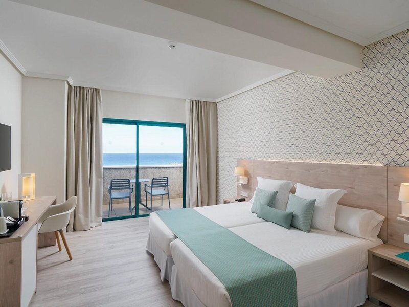 AluaSun Far Menorca 37