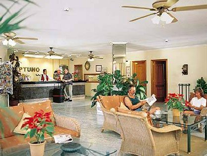 Aparthotel Neptuno Costadeje 4