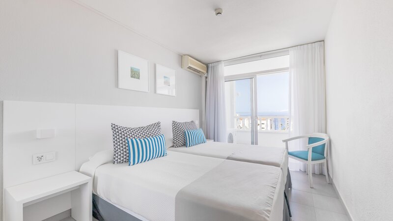 BlueSea Lagos De Cesar 28
